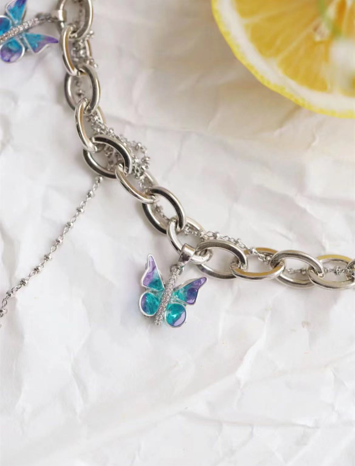 Butterfly Note Hot Girl Necklace