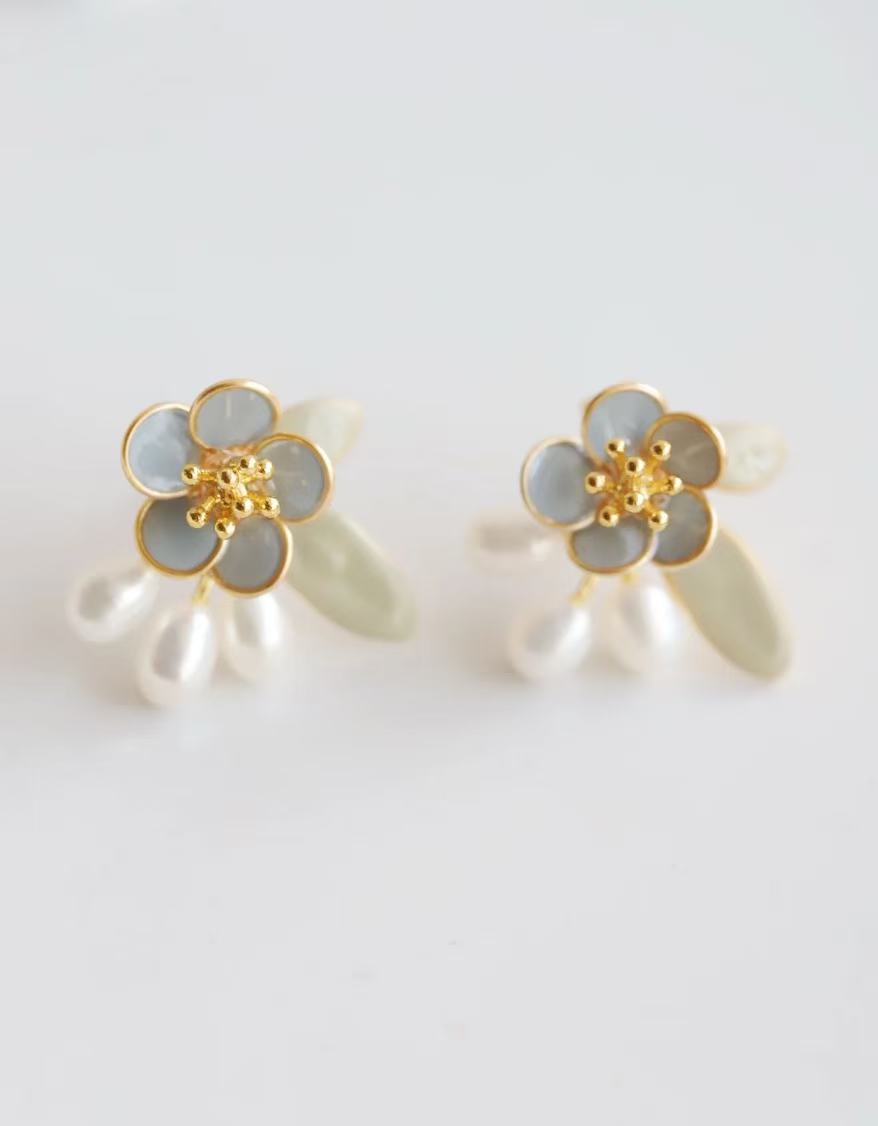 Morandi · Lotus Whisper Earrings