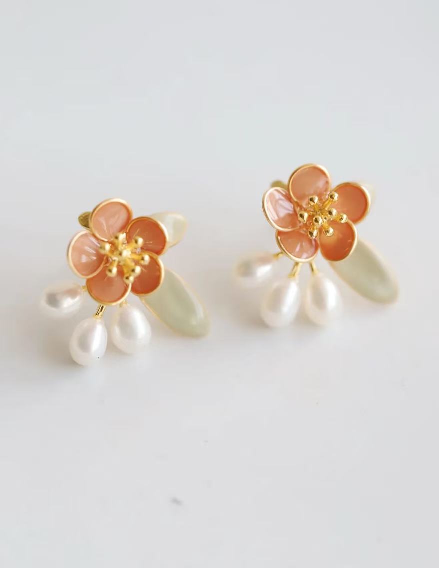 Morandi · Lotus Whisper Earrings