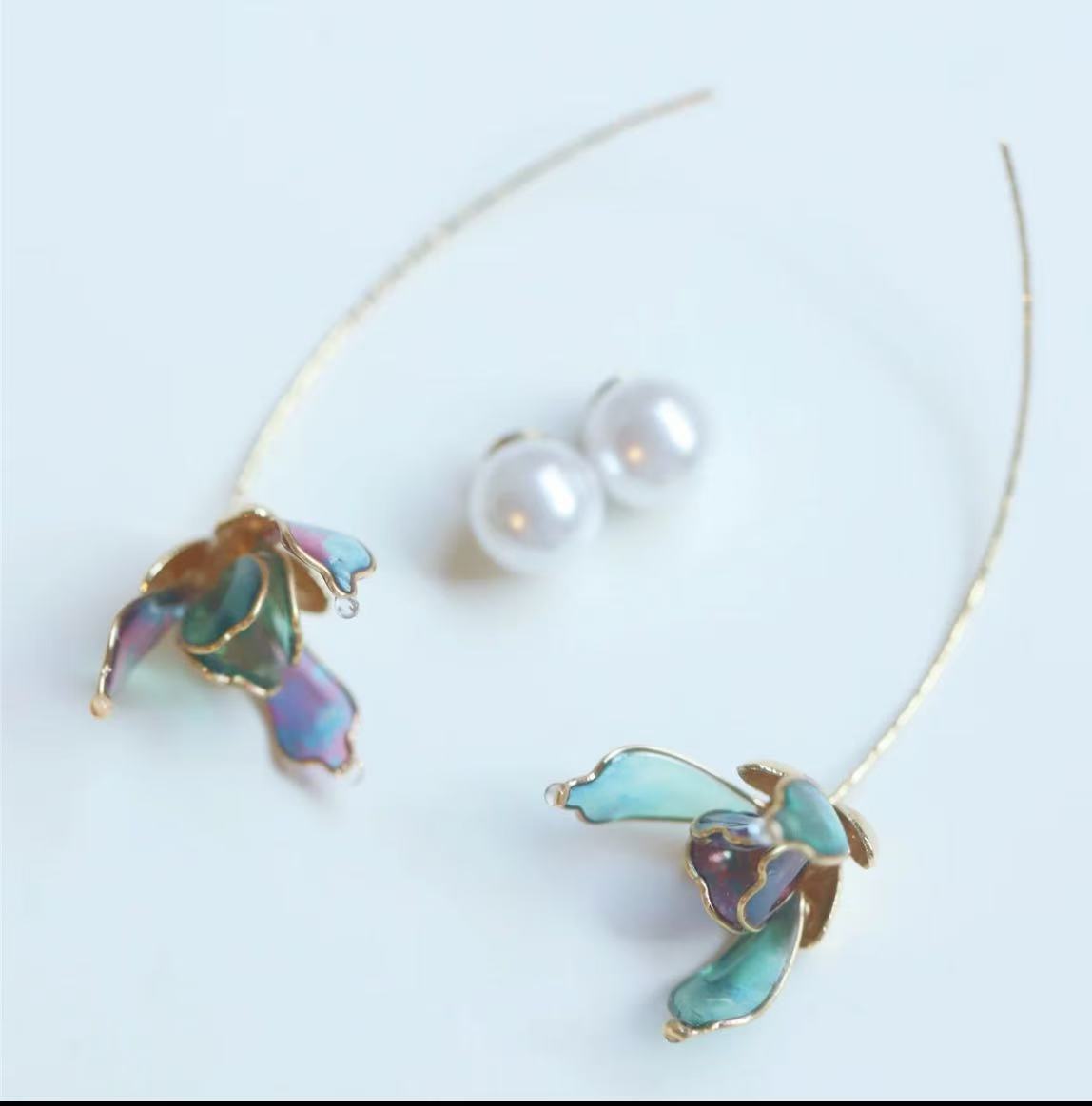 Snowdrop Flower Dangle Earrings