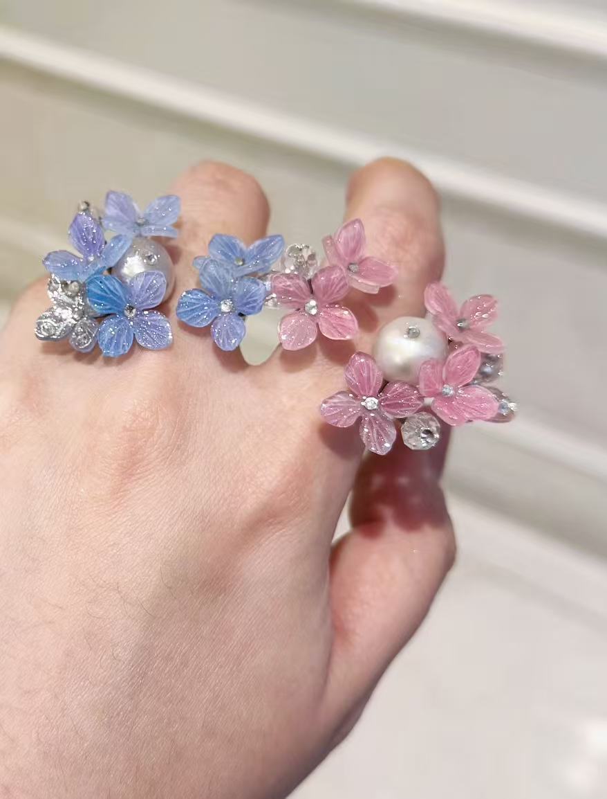 Exquisitely Handmade Dreamy Pearl & Flower Ring