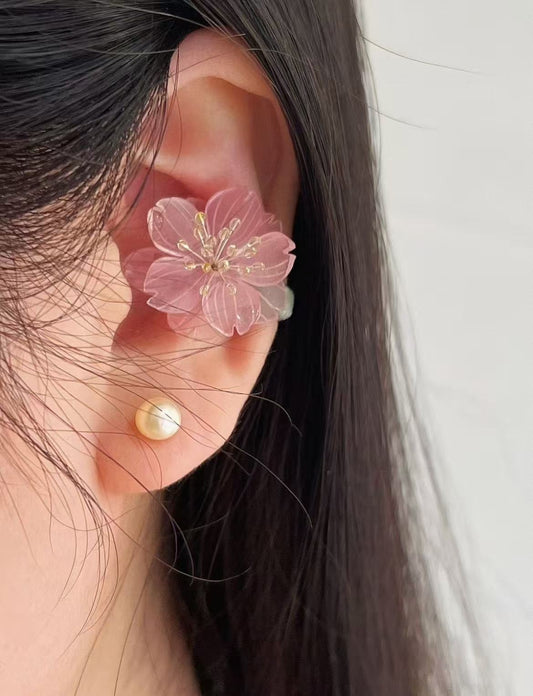 Dreamy Flower Pearl Cartilage Ear Cuffs
