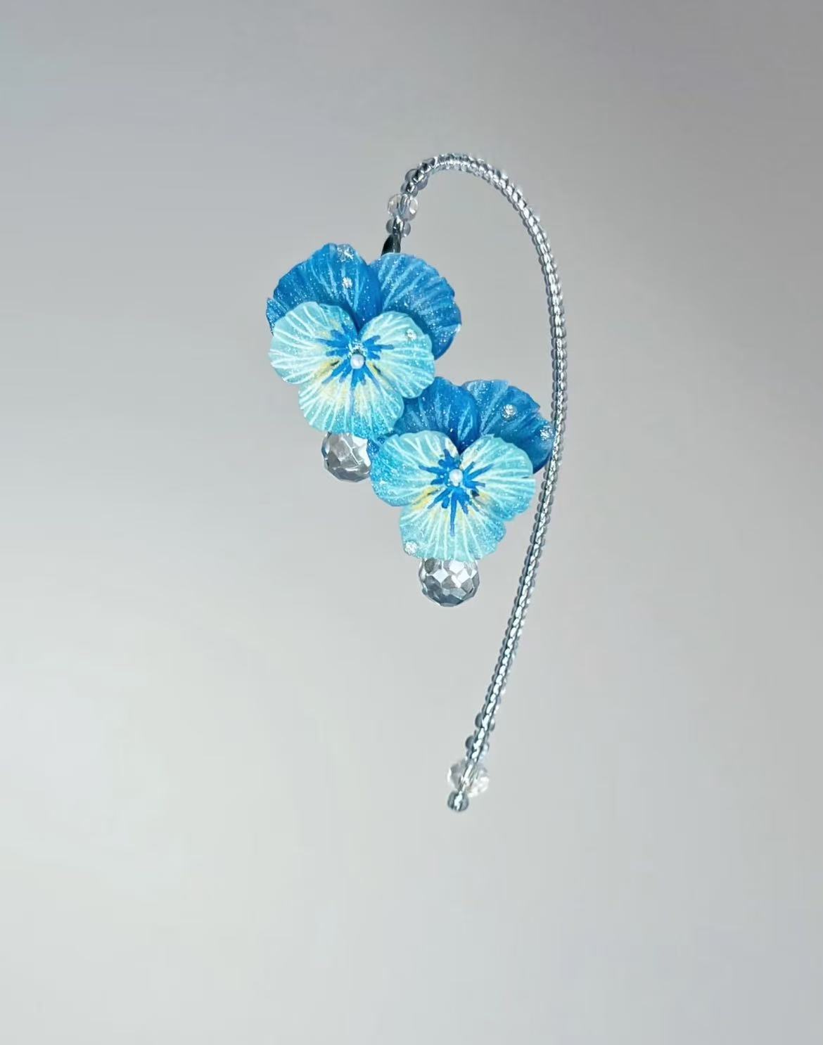Gorgeous Pansy Flower Ear Cuff with Sparkling Crystals